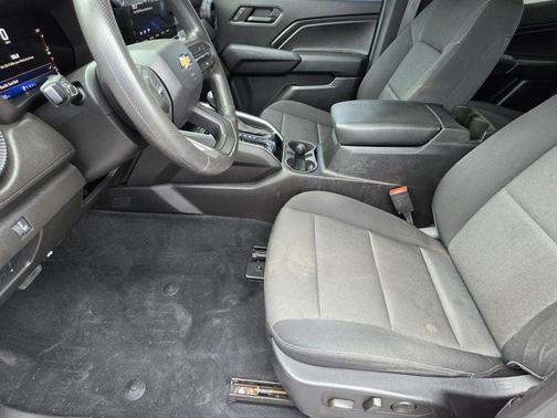 2023 Chevrolet Colorado WT