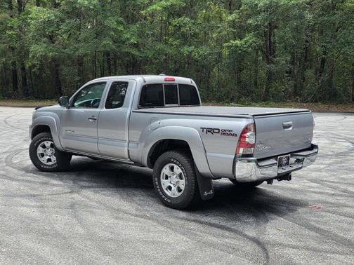 Silver 2015 Toyota Tacoma Base