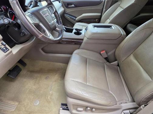 2016 GMC Yukon XL SLT