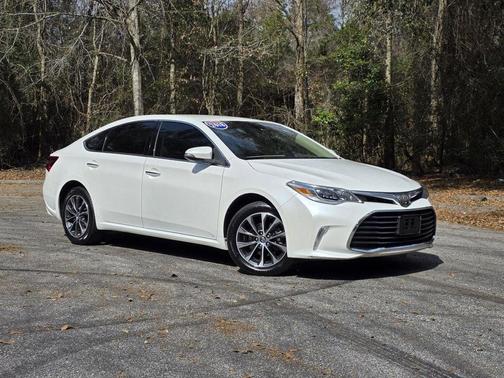 2018 Toyota Avalon XLE