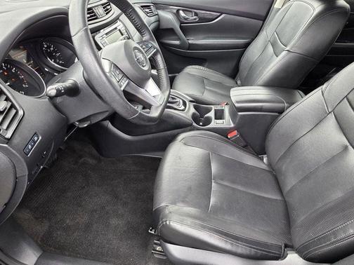 Blue 2020 Nissan Rogue SL