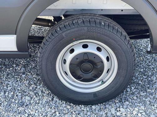 OXFORD WHITE 2026 Ford Transit-250 Base