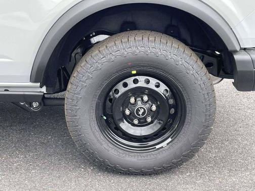 AVALANCHE GRAY 2026 Ford Bronco Big Bend