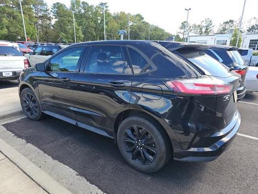 2024 Ford Edge SE