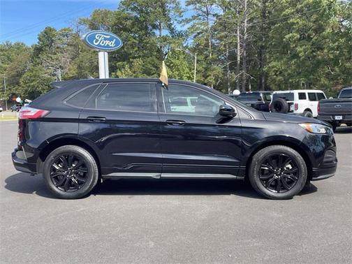 2024 Ford Edge SE
