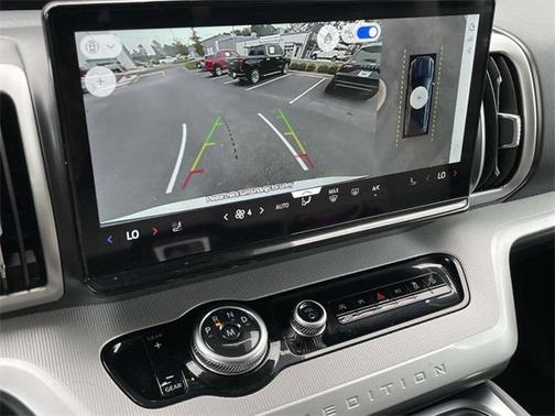 2025 Ford Expedition Max Active 4x4