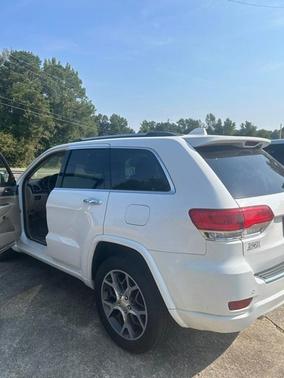 2020 Jeep Grand Cherokee Overland