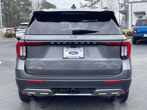 2026 Ford Explorer Active w/200A Pkg