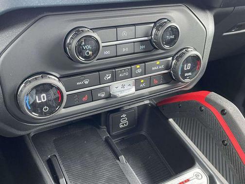 RUBY RED MET TNTD CLEARCOAT 2026 Ford Bronco Heritage Edition