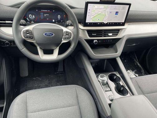 Space White Metallic 2026 Ford Explorer Active