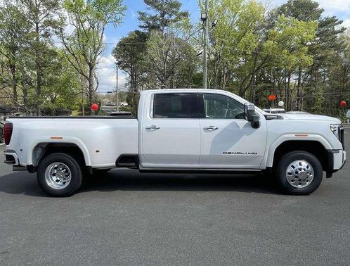 White Frost Tricoat 2024 GMC Sierra 3500 Denali