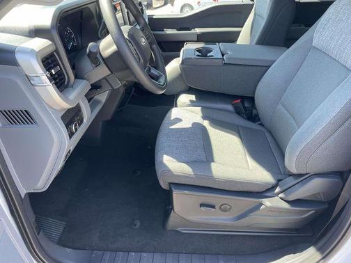 OXFORD WHITE 2026 Ford F-350 XLT