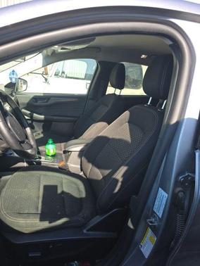 Iconic Silver Metallic 2024 Ford Escape Active