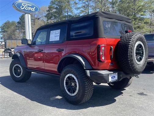 2023 Ford Bronco Badlands