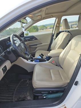 2017 Honda Accord EX-L w/Navigation & Honda Sensing