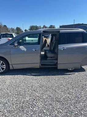 2011 Nissan Quest LE