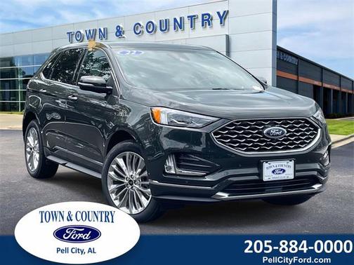 2022 Ford Edge Titanium