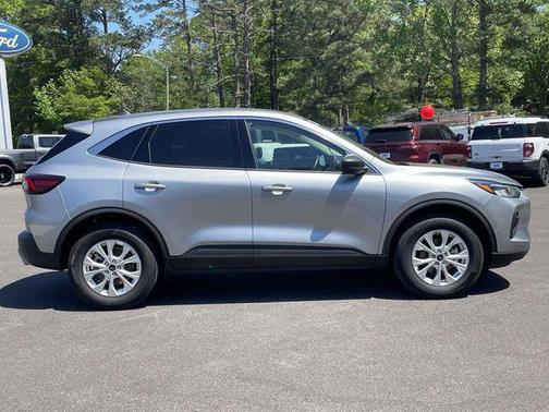 ICONIC SILVER METALLIC 2024 Ford Escape Active