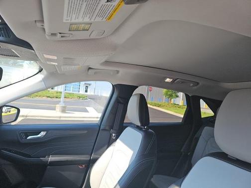 2024 Ford Escape PHEV SE