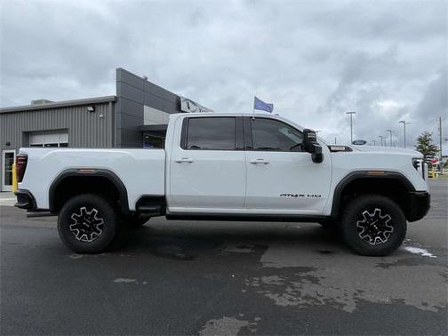 2024 GMC Sierra 2500 AT4