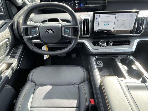 AGATE BLACK METALLIC 2026 Ford Expedition Tremor