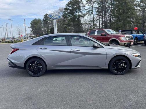 2026 Hyundai ELANTRA Sport