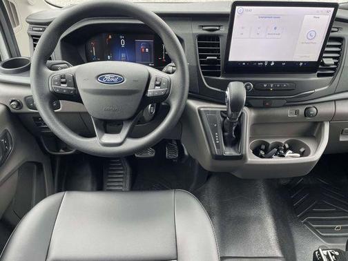 OXFORD WHITE 2026 Ford Transit-250 Base