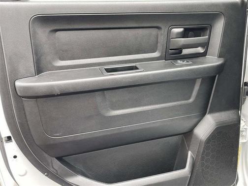 2023 RAM 2500 Tradesman Crew Cab 4x4 8' Box