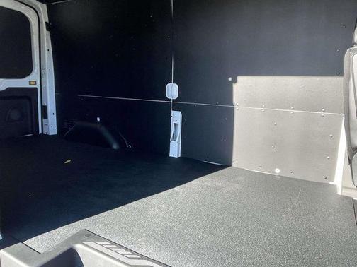 OXFORD WHITE 2026 Ford Transit-250 Base