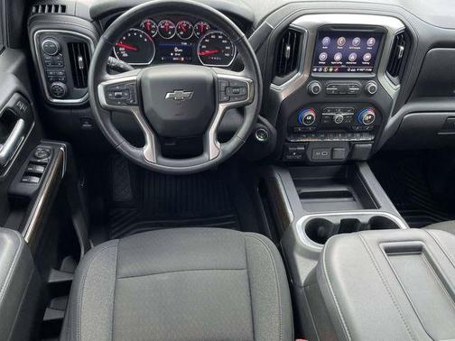 Shadow Gray Metallic 2020 Chevrolet Silverado 1500 RST