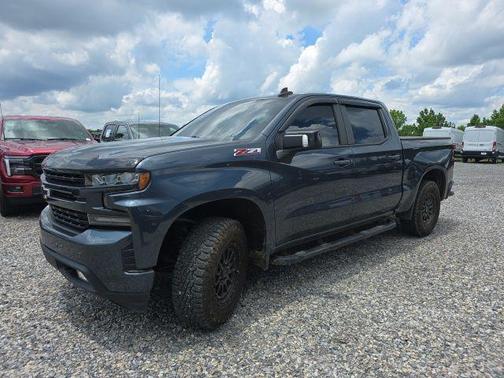 Shadow Gray Metallic 2020 Chevrolet Silverado 1500 RST