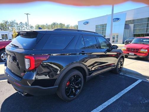 2024 Ford Explorer ST