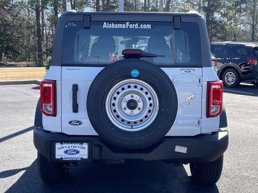 2026 Ford Bronco Base