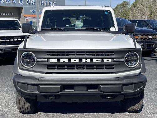 2026 Ford Bronco Base