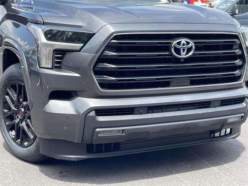 2023 Toyota Sequoia SR5