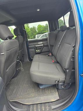 VELOCITY BLUE 2019 Ford F-150 XLT