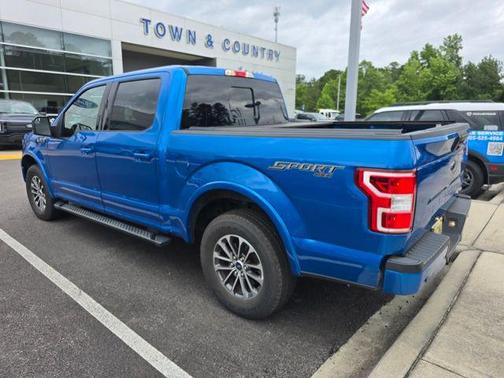 VELOCITY BLUE 2019 Ford F-150 XLT