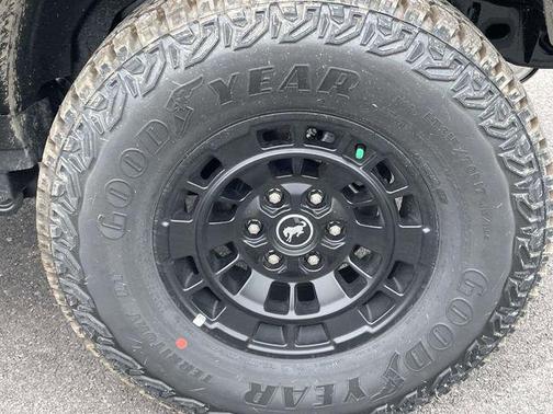 DESERT SAND 2026 Ford Bronco Base
