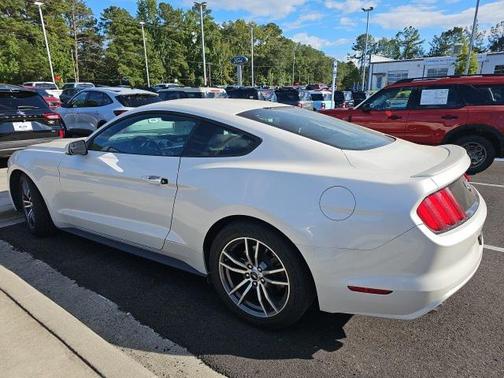 2017 Ford Mustang EcoBoost