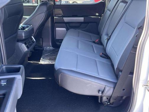 2025 Ford F-150 Lightning LARIAT