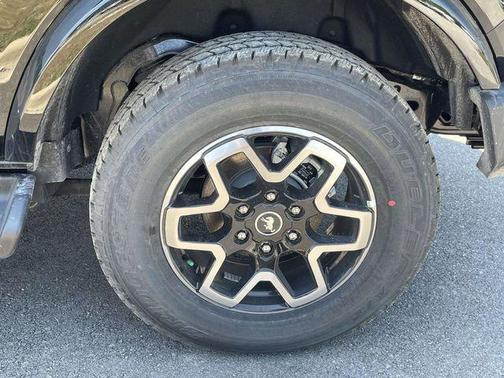 SHADOW BLACK 2026 Ford Bronco Outer Banks