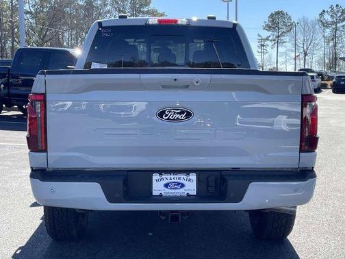 AVALANCHE 2026 Ford F-150 XLT