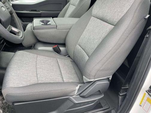 OXFORD WHITE 2026 Ford F-150 XL