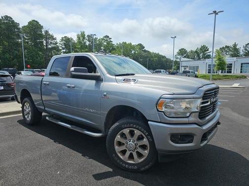 2020 RAM 2500 Big Horn Crew Cab 4X4 6'4' Box