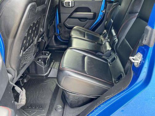 Hydro Blue Pearlcoat 2021 Jeep Gladiator Rubicon