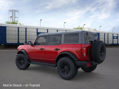 RUBY RED MET TNTD CLEARCOAT 2026 Ford Bronco Base