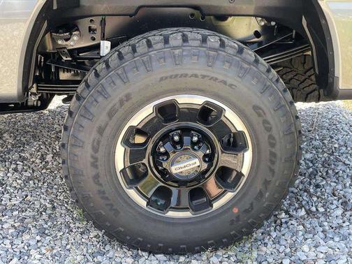 CARBONIZED GRAY 2026 Ford F-250 Platinum