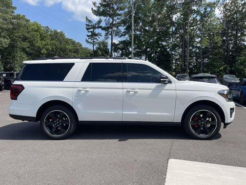 Star White Metallic Tri-Coat 2022 Ford Expedition Max Limited