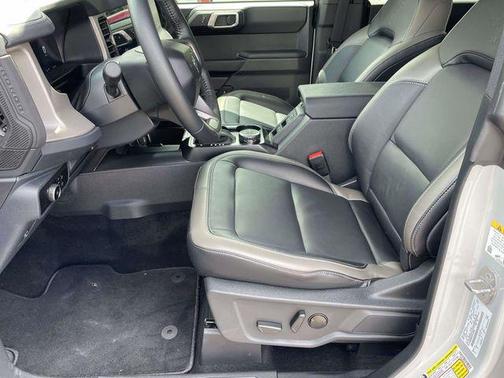 AVALANCHE GRAY 2026 Ford Bronco Outer Banks
