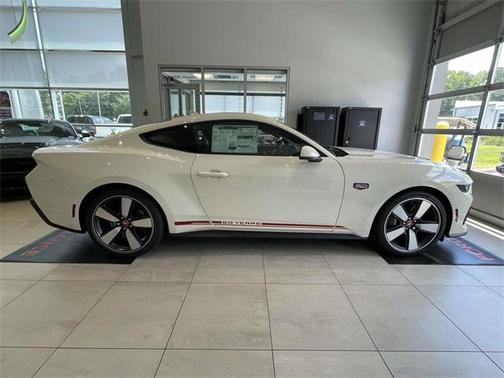 2025 Ford Mustang GT Premium